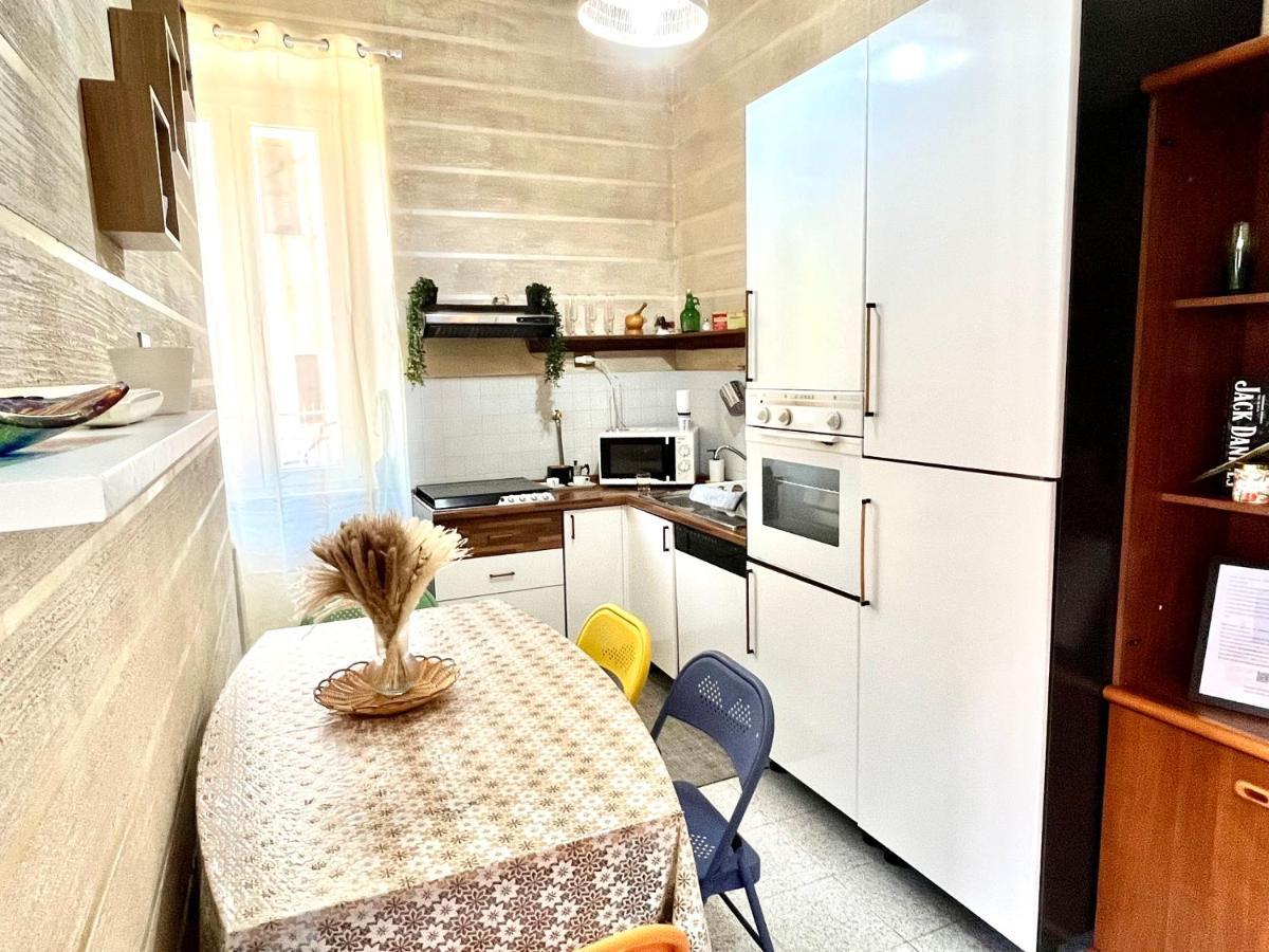 Romuhouse Economy Apartment Metro B Roma Exterior foto